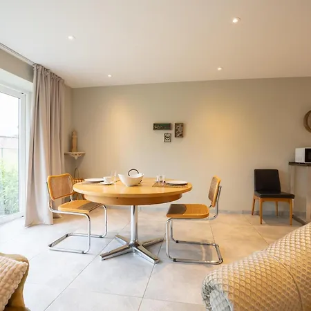 Holiday home T Bakhuys Riemst